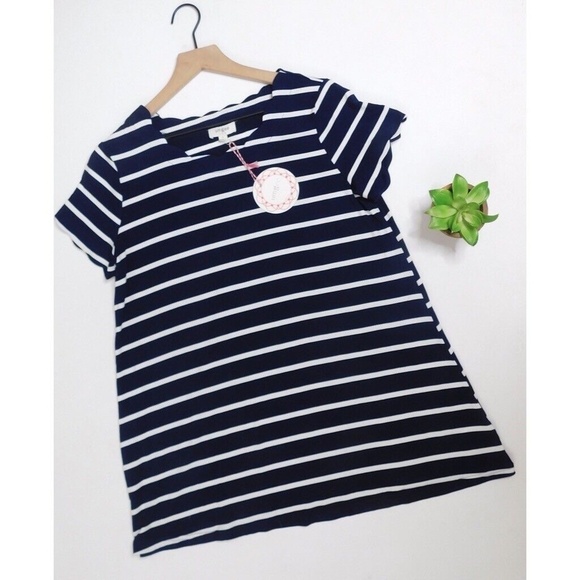 NWT!! UMGEE Navy Blue & White Scalloped Knit Top Pullover Nautical ~ Small - Picture 3 of 11